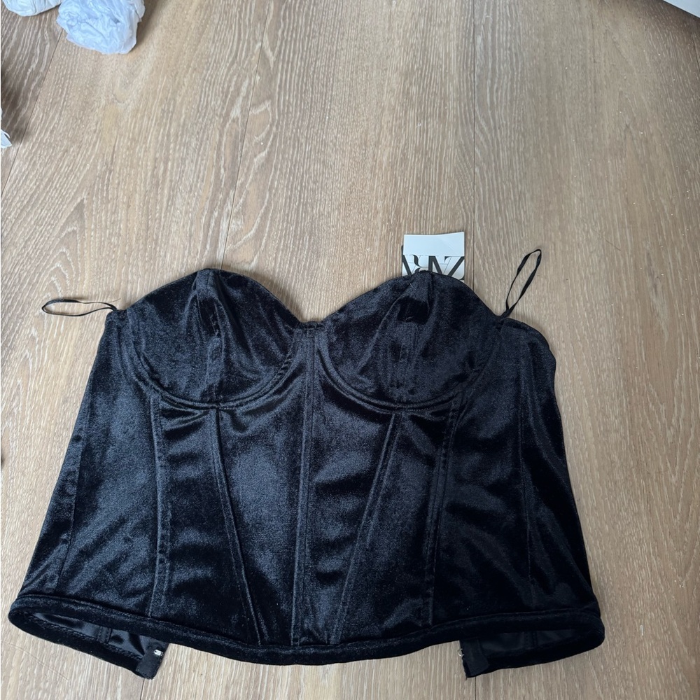 Zara Black velvet corset Fitted with Bustier Style